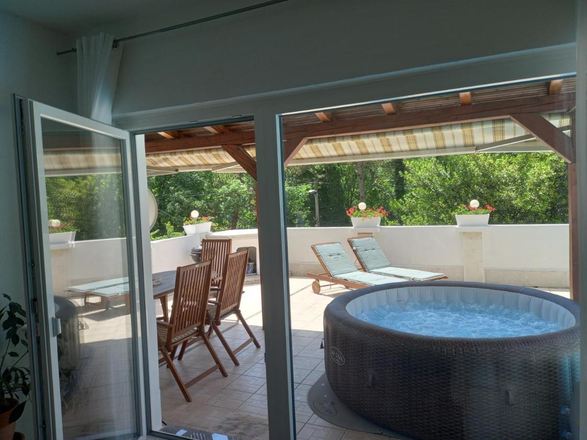 Vila Brig 108 - Private Swimming Pool And Jacuzzi Rijeka Exterior photo